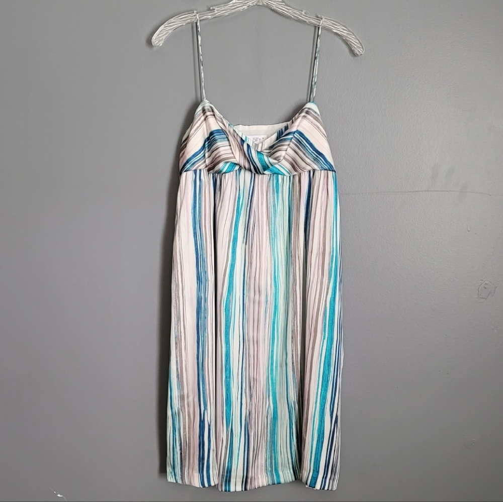 Ann Taylor LOFT Spaghetti Straps Printed Dress. Size 6
